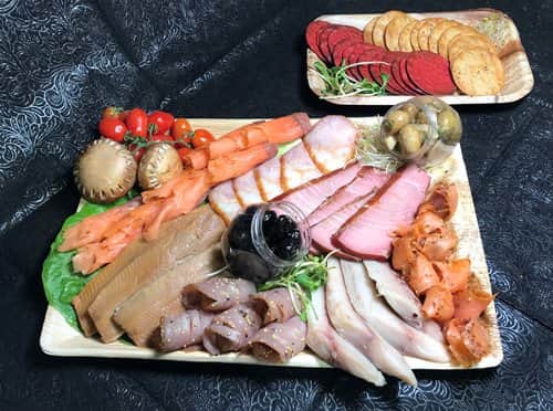 פלטת "גו פיש" מעושנים ענק