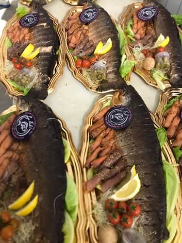 פלטת בייבי סלמון בתוספת מעושנים